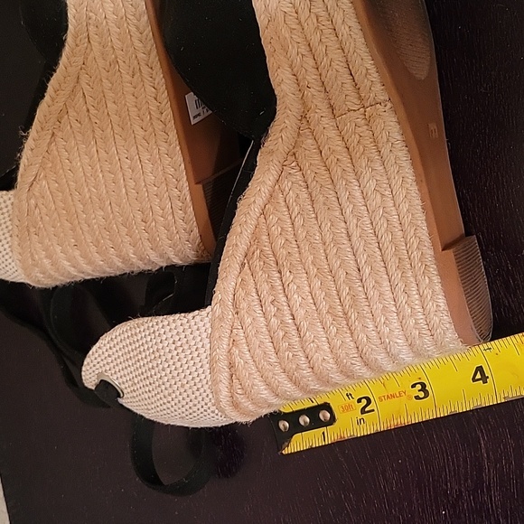 Torrid black ankle wrap espadrilles size 7WW - Picture 8 of 8